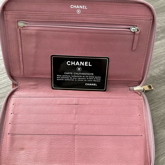 CHANEL Wallet~ 💗 - Picture 4 of 7